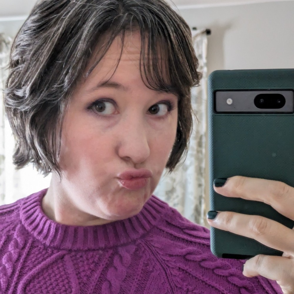 Meet your Posher, Elizabeth